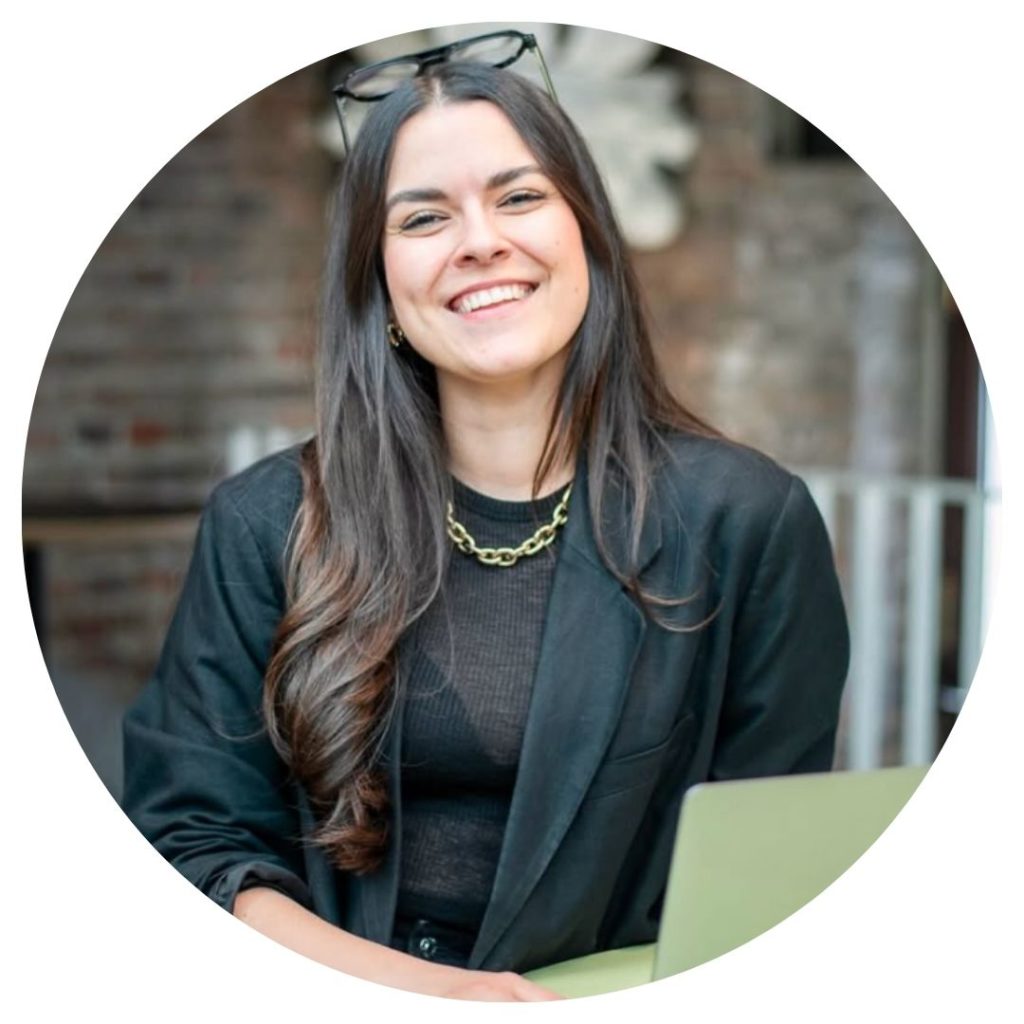 Sara Martin Garcia est consultante et formatrice en stratégie digital. Masterclas // Les likes c’est bien, les ventes c’est mieux : comprendre et activer son funnel marketing.