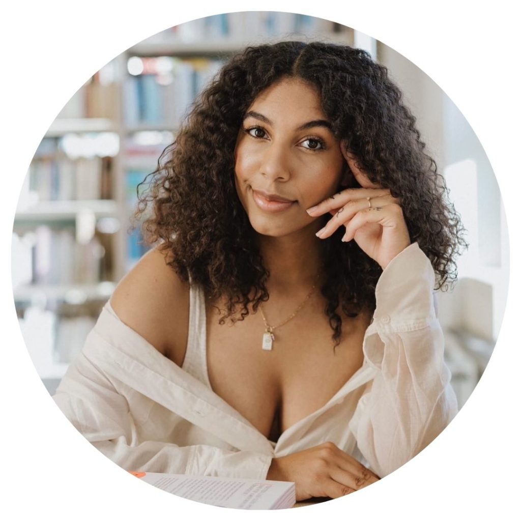 Shana Lyès